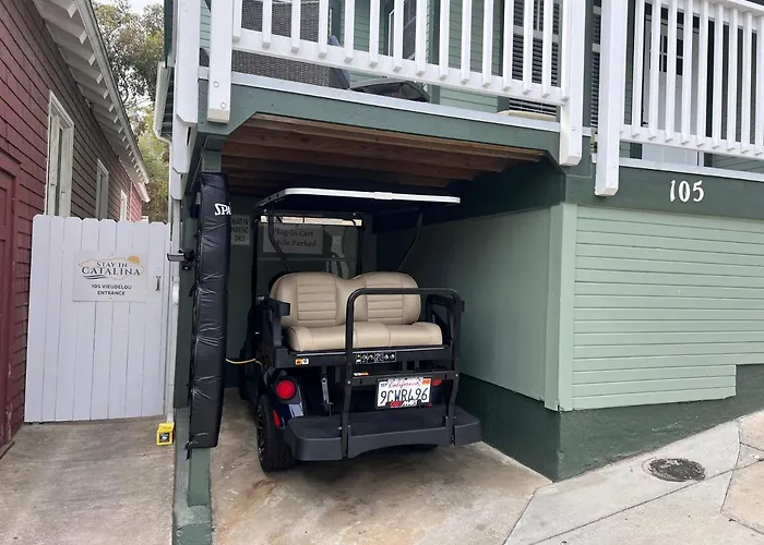 Catalina Three Bedroom Home With Hot Tub And Golf Cart