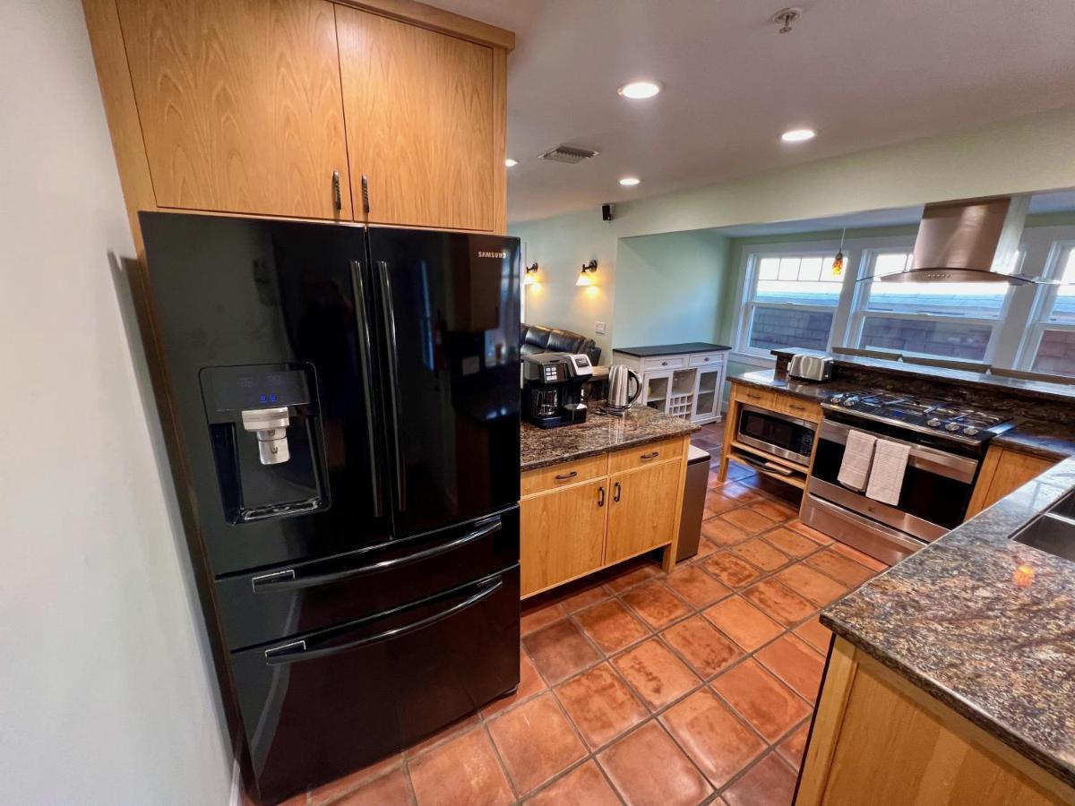 Hébergement de vacances Catalina Three Bedroom With Hot Tub And Golf Cart *