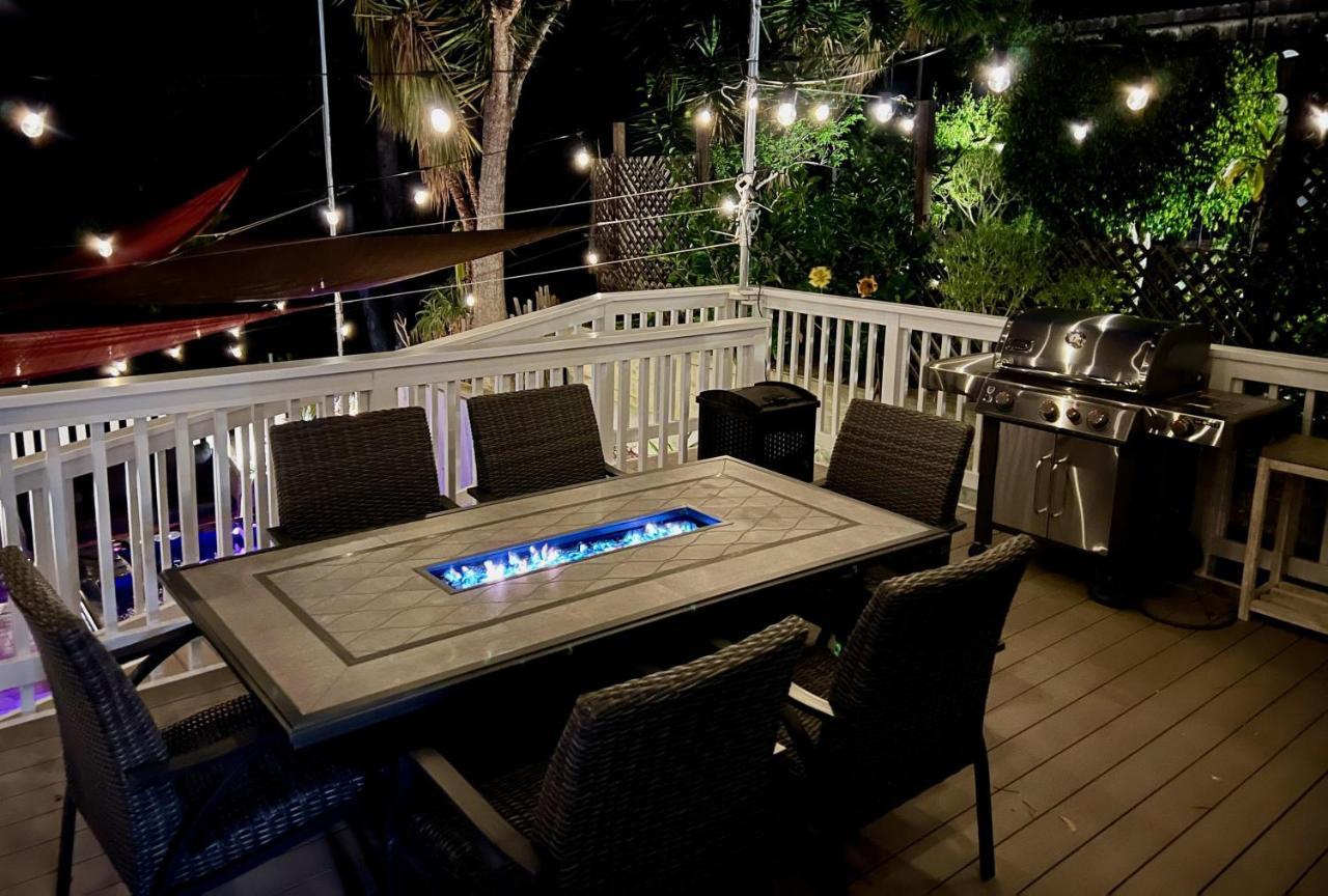 Catalina Three Bedroom With Hot Tub And Golf Cart Hébergement de vacances