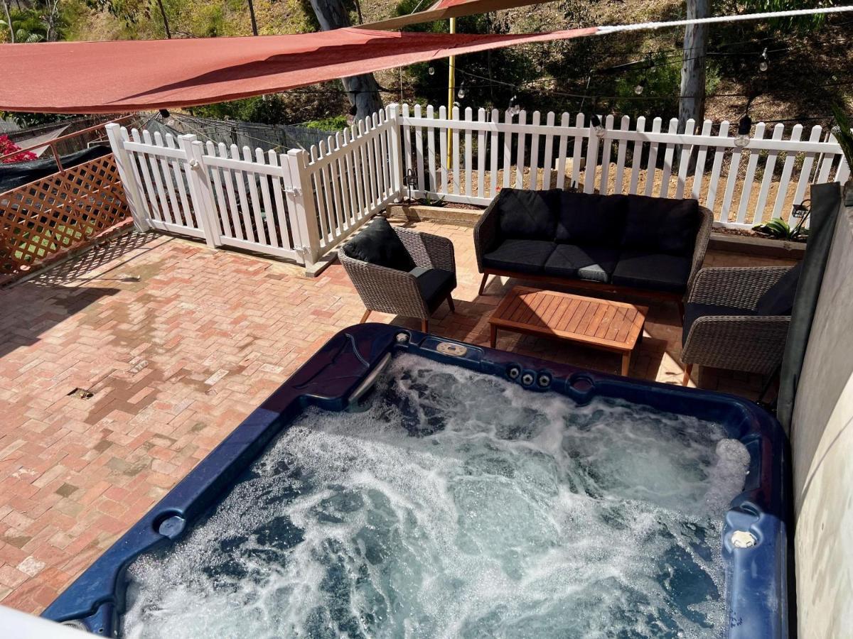 Catalina Three Bedroom With Hot Tub And Golf Cart Hébergement de vacances *