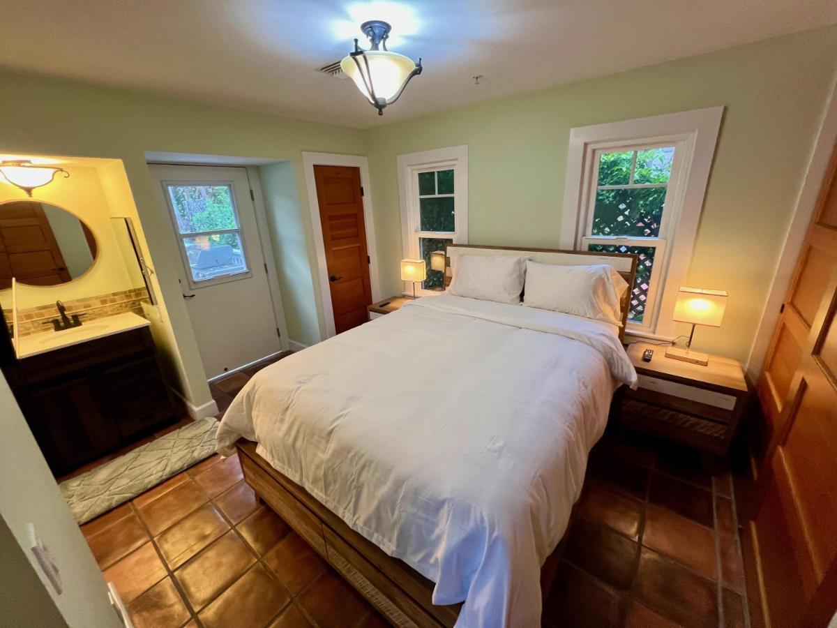Catalina Three Bedroom With Hot Tub And Golf Cart * Avalon